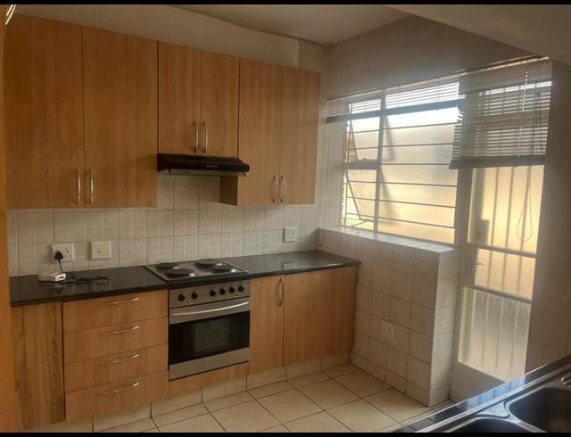 3 BEDROOM APARTMENT FOR SALE IN BRAMLEY PARK